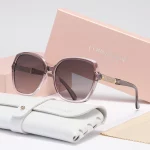 2025 ForQUEEN 트렌디한 여성용 선글라스, 편광 Anti-UV400 나비, 레이디 휴가용 대형 프레임 안경