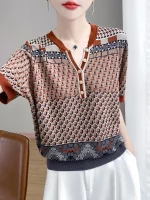 2025 신상 빅사이즈 여름 반팔 가위넥 티셔츠 여성 고급 티셔츠 패션 편안한 레저 티셔츠 탑 - 이미지 2